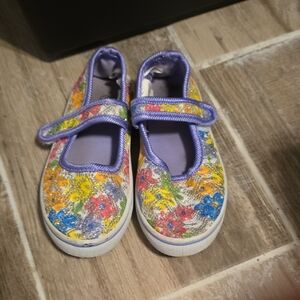 🔵Floral Kids Shoes with Purple Trim